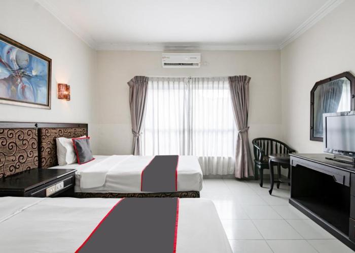 Collection O Senapelan Near Rsud Petala Bumi Formerly De Town Hotel