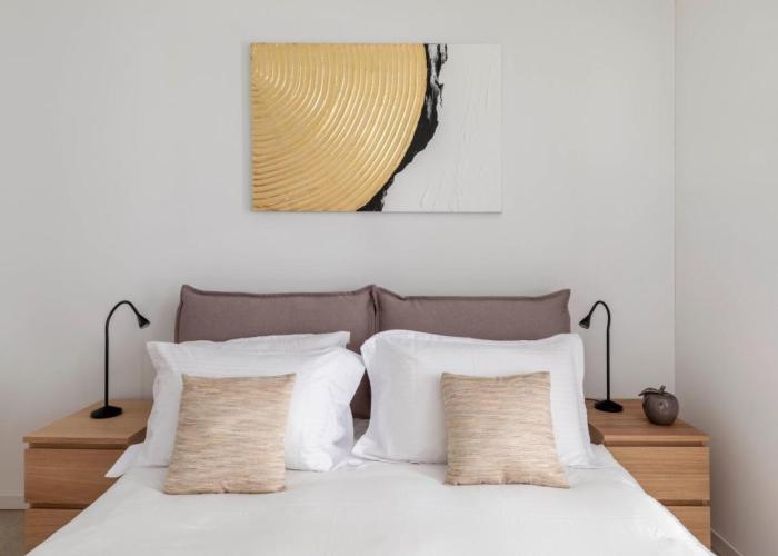 Regalia Suites - Free Parking