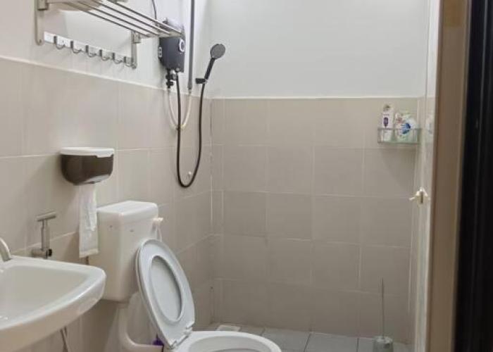 Cozy, Spacious Gambang Homestay