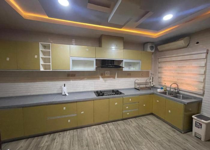 Luxroy Apartments