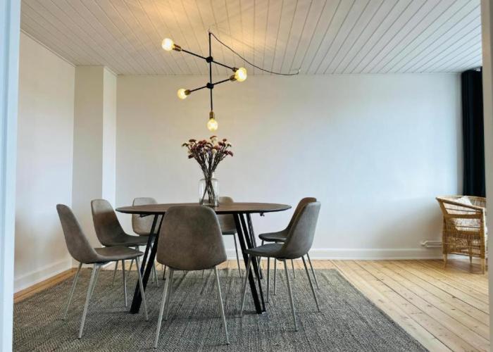 Central og rummelig lejlighed i Vejle