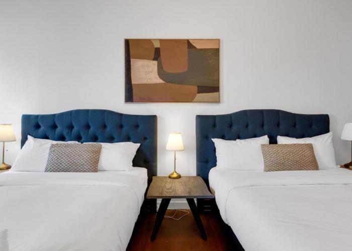 The Little Prince Rooms-Old Montreal