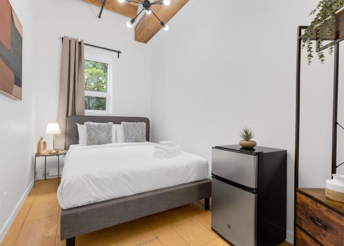 The Little Prince Rooms-Old Montreal