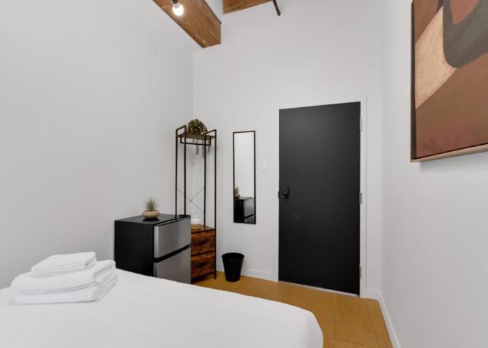 The Little Prince Rooms-Old Montreal