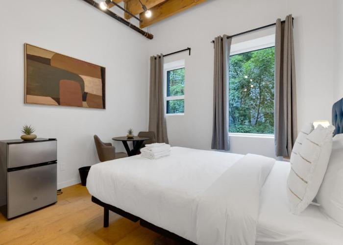 The Little Prince Rooms-Old Montreal