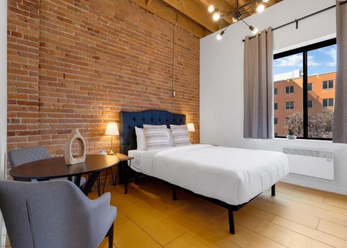 The Little Prince Rooms-Old Montreal
