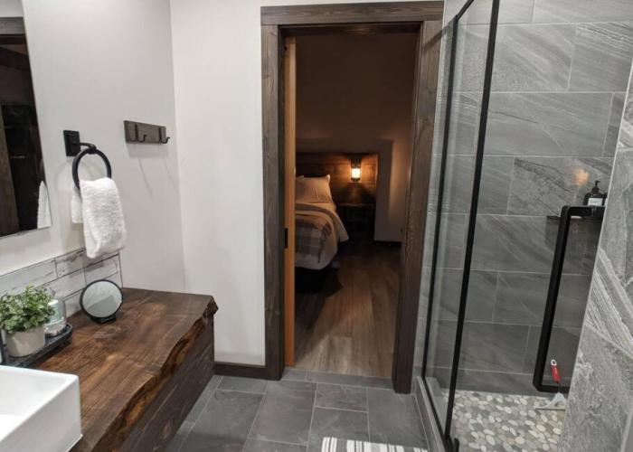 Skyline Suite 2Bdrm King