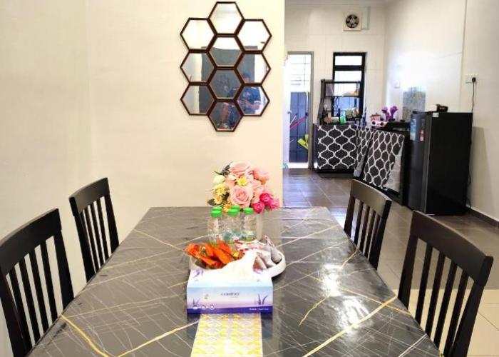 AA Homestay Bandar Mahkota Banting