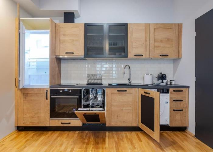 Modern design 1 bdrm, 4 guests, Top cente, Near Parliament, Self check-in