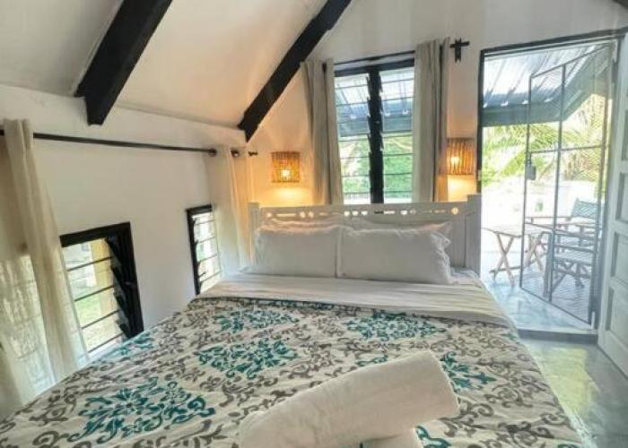 Beach Haven! Cozy Villa