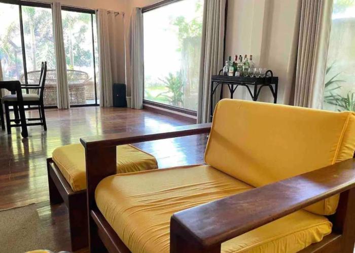 Secluded 4BD Beach Villa, Fast Wifi, Pet Friendly