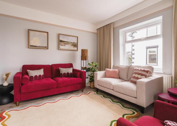 Crescent Retreat