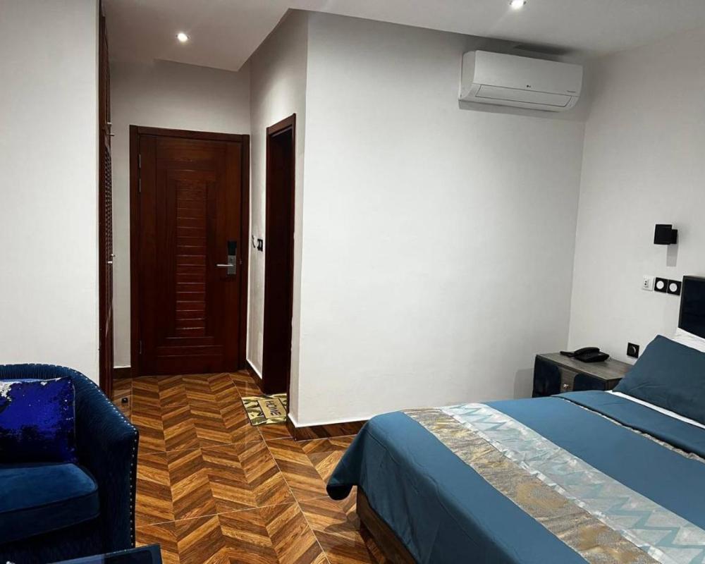 фото FAMY Hotel