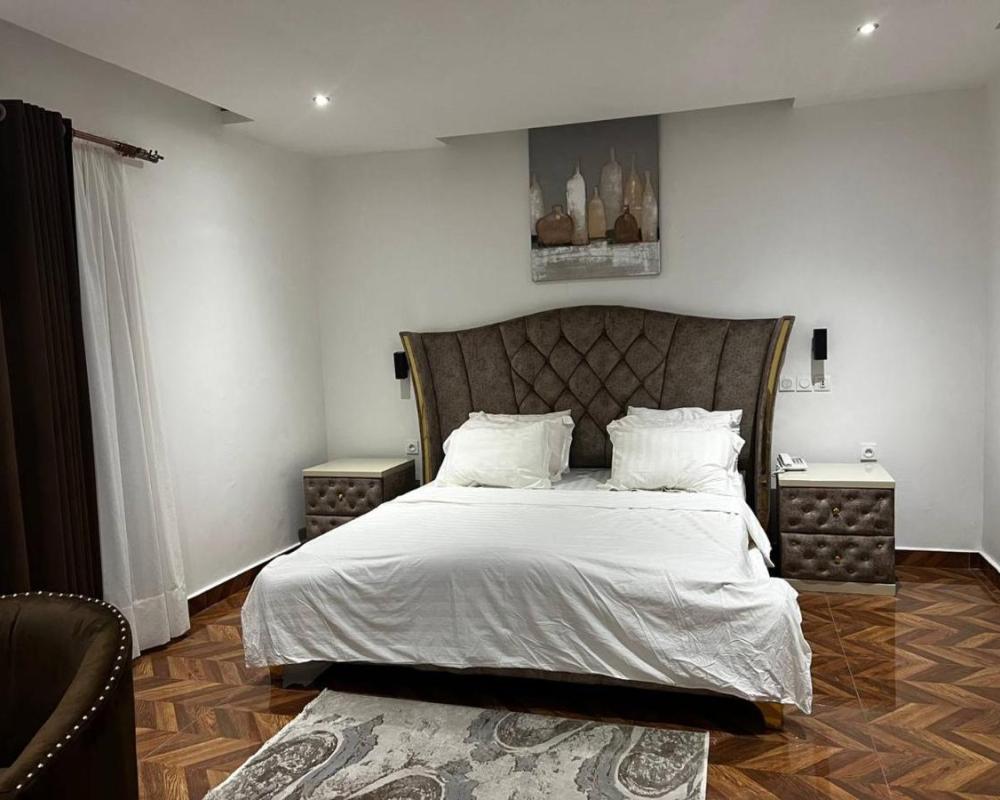 фото FAMY Hotel