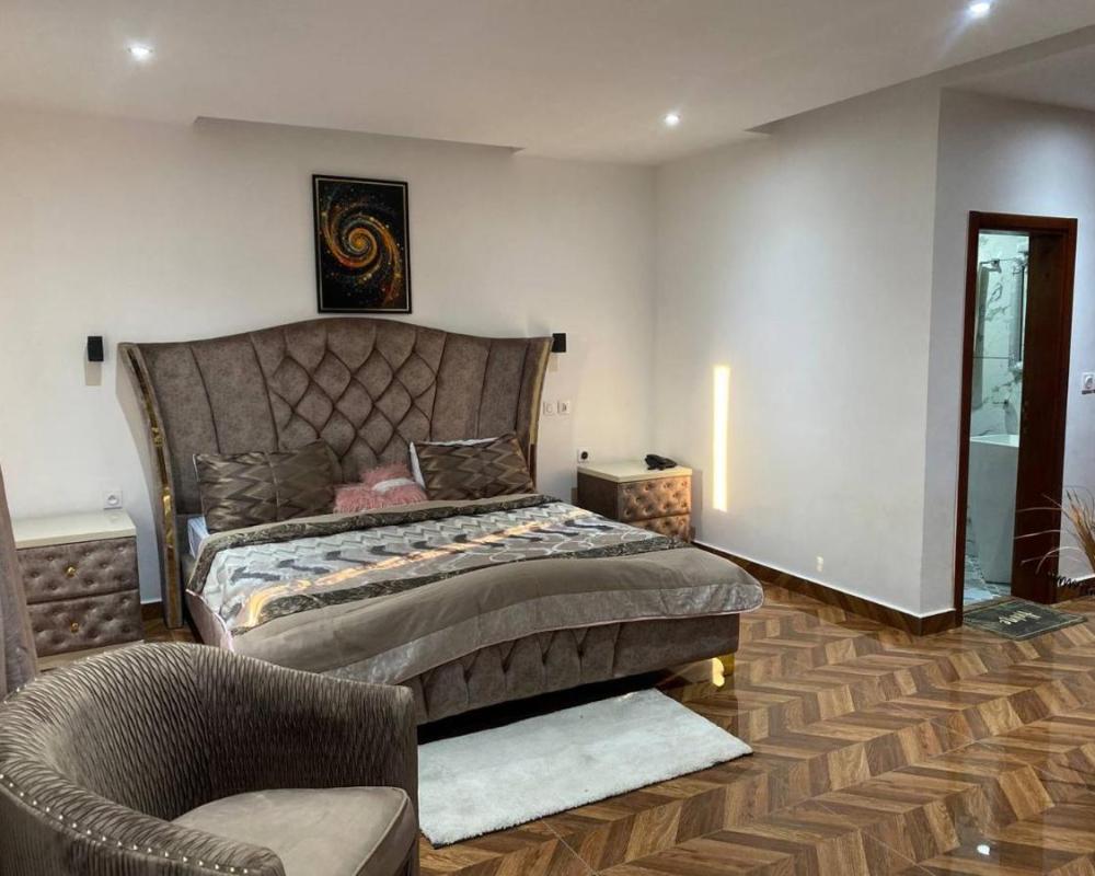 фото FAMY Hotel
