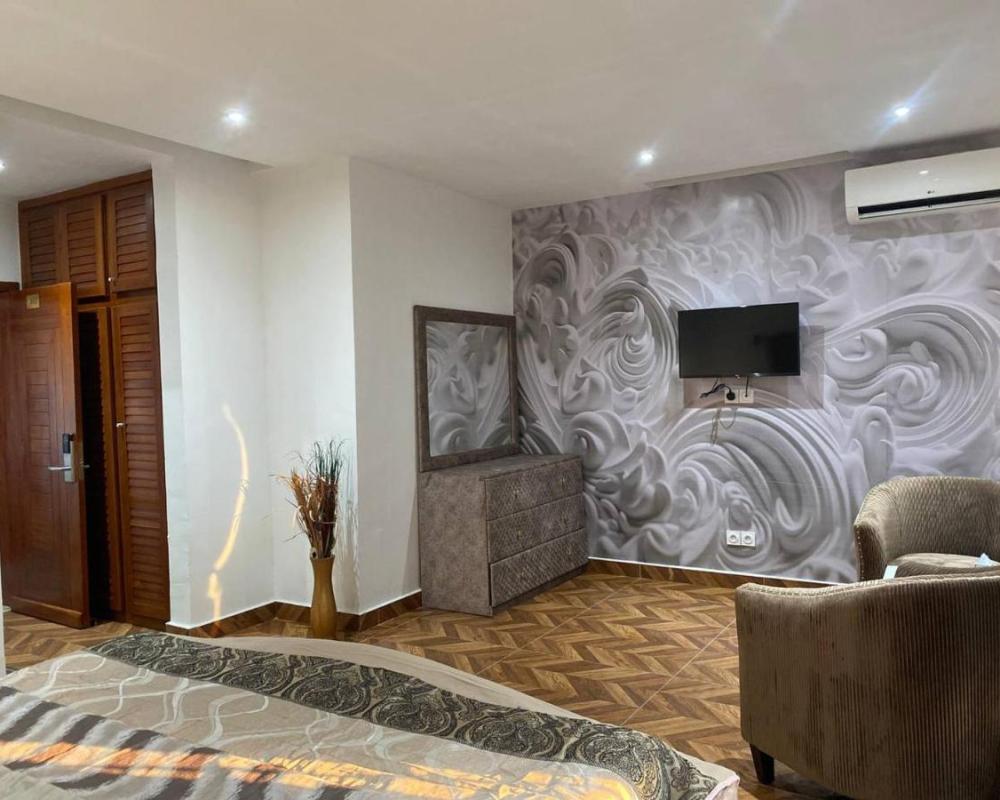 фото FAMY Hotel