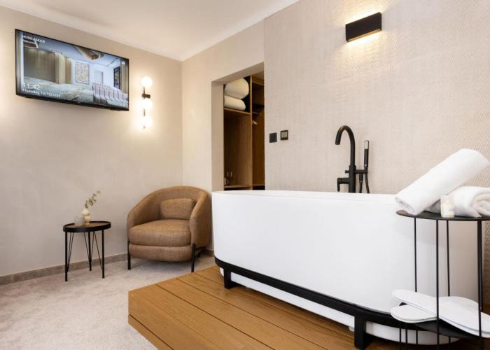 AMAR Design Hotel by HMG
