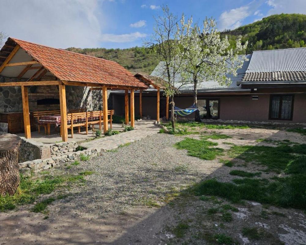 фото Հյուրատուն Դիլիջանում