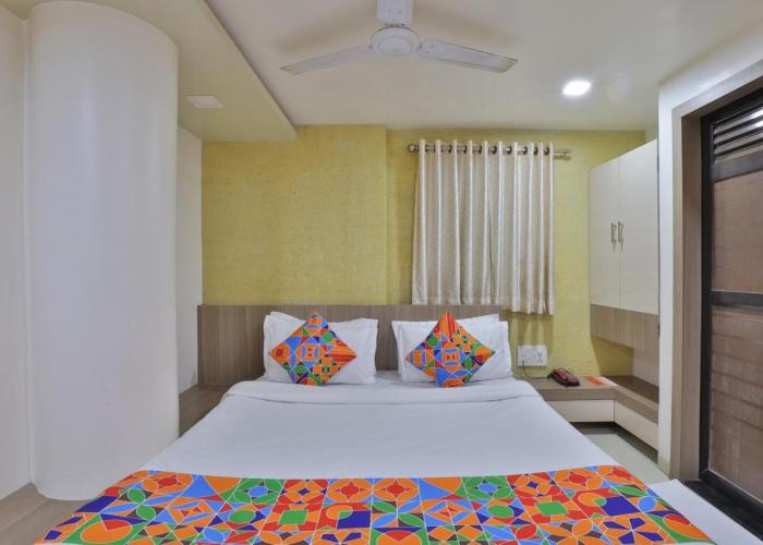 new hotel ideal