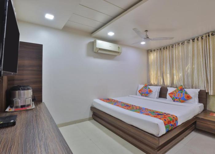 new hotel ideal