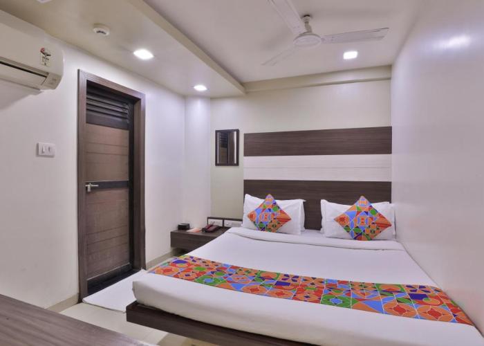 new hotel ideal