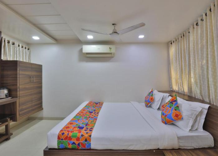new hotel ideal