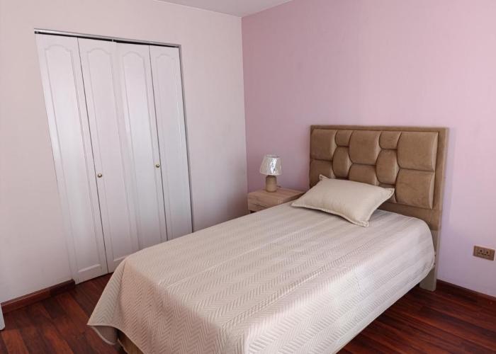 Departamento de 4 dormitorios espacioso cerca del centro de La Paz