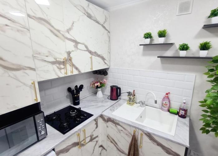 3х-ком Люкс Айбергенова 1Б в центре Шымкента - 1й этаж