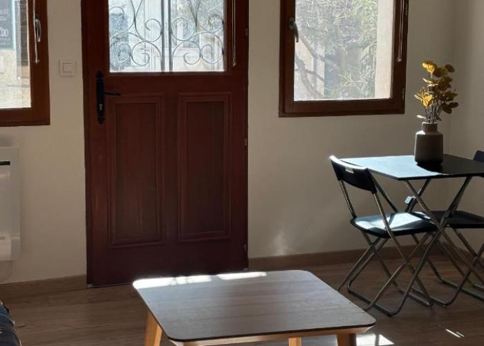 Studio au cœur du vieux village
