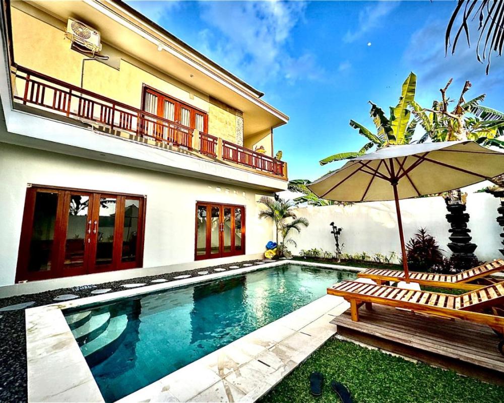 фото Nyoman House
