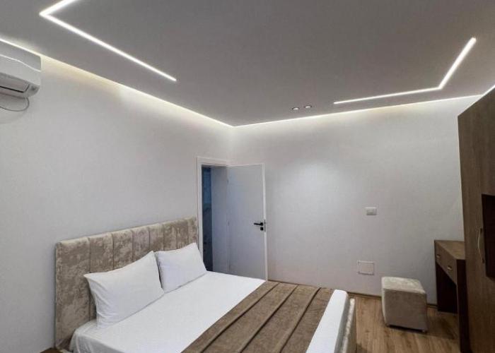 Villa S M