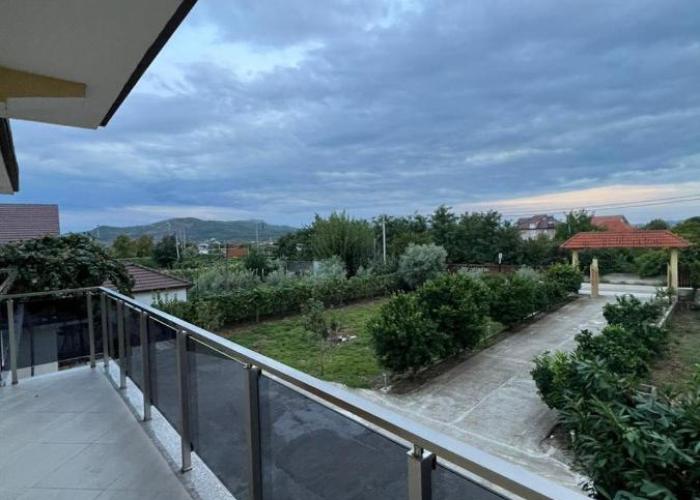 Villa S M