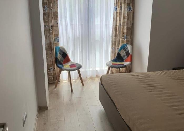 Kirmini apartment