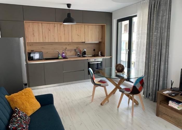 Kirmini apartment