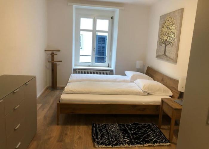 Fantastic 2BR flat close to Paradeplatz - Canal2