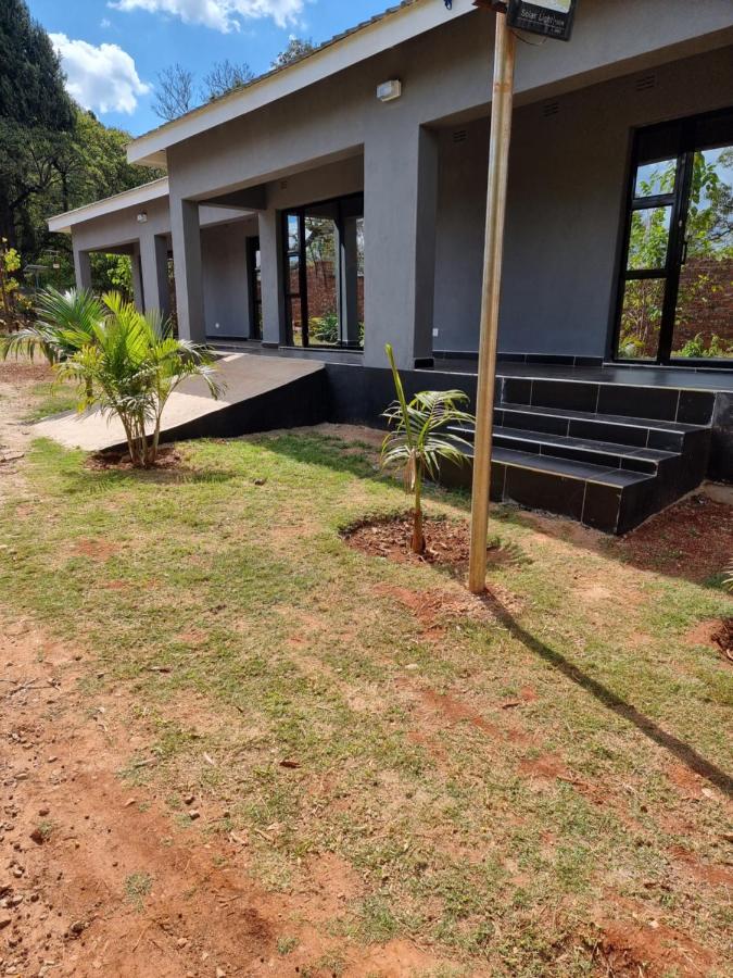 фото Gono Compound
