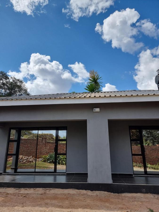 фото Gono Compound