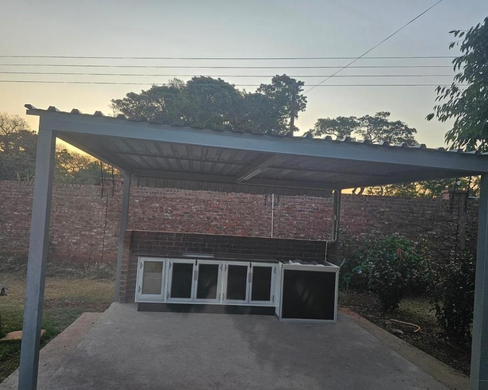 фото Gono Compound