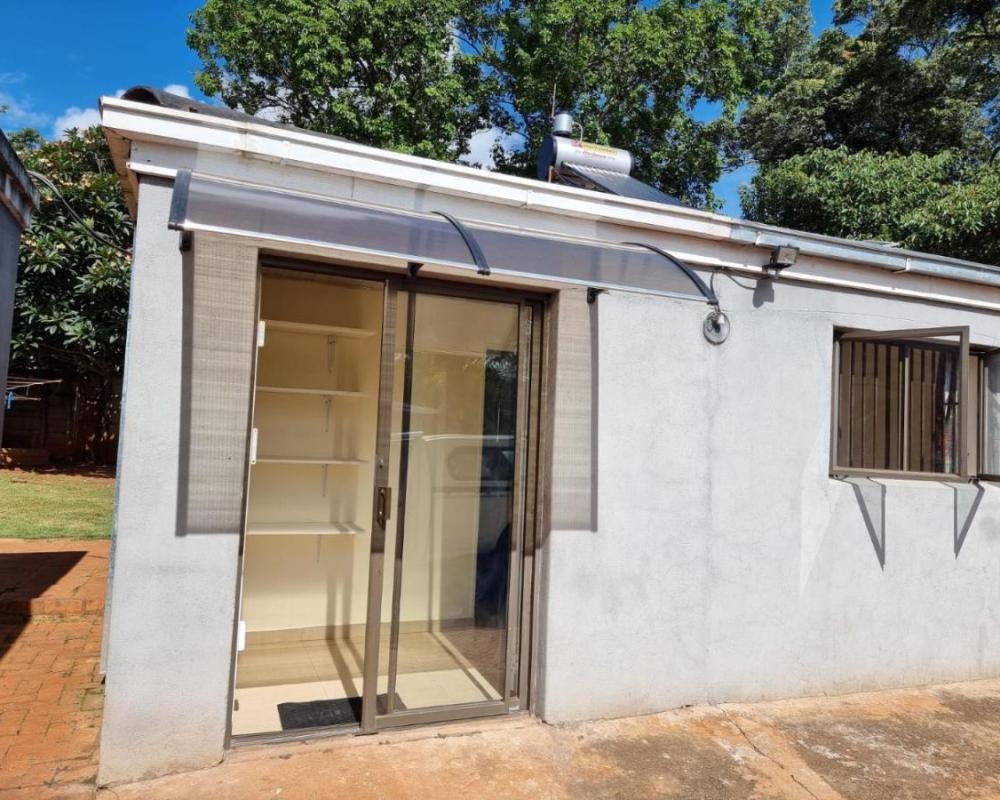 фото Gono Compound