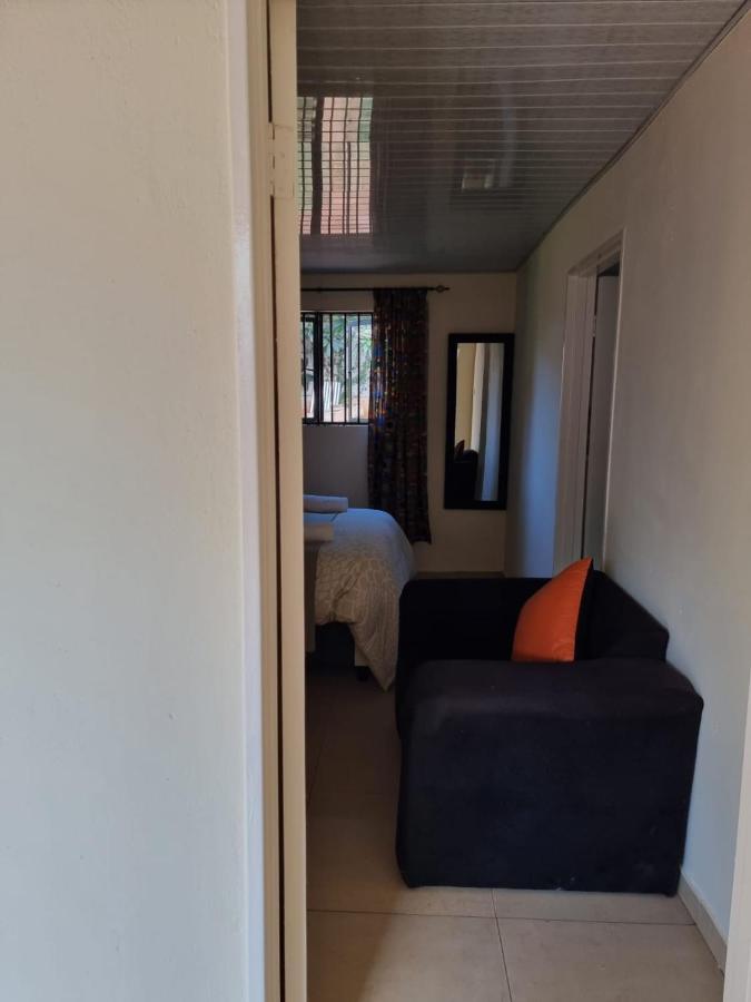 фото Gono Compound