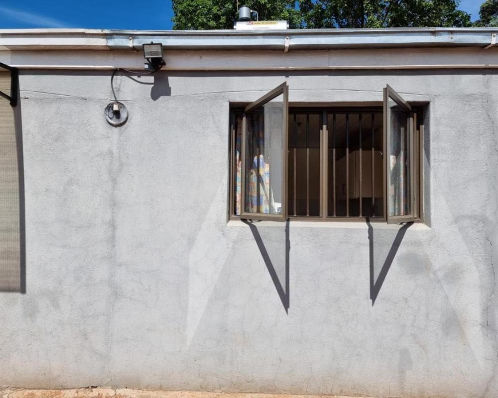 фото Gono Compound