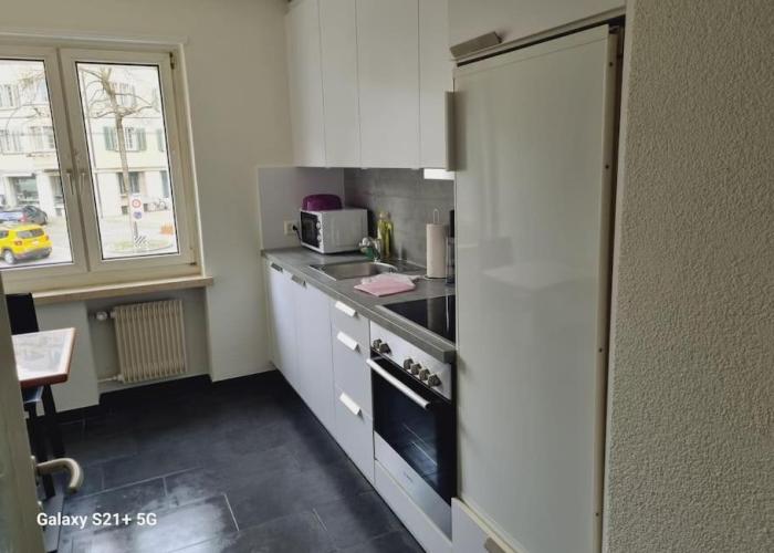 Very central and sunny 2BR flat - Marble 2
