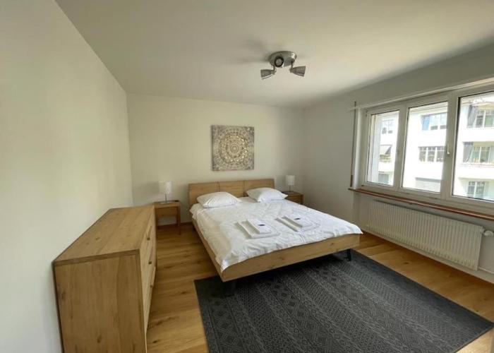Very central and sunny 2BR flat - Marble 2