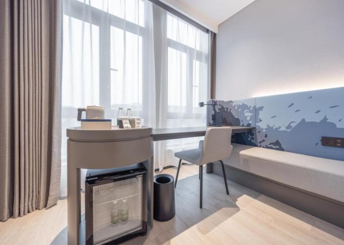 Atour Light Hotel Yangzhou Dongguan Street Ancient Canal Wharf