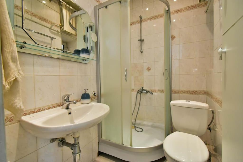 фото Garden Suite in Sofia Center