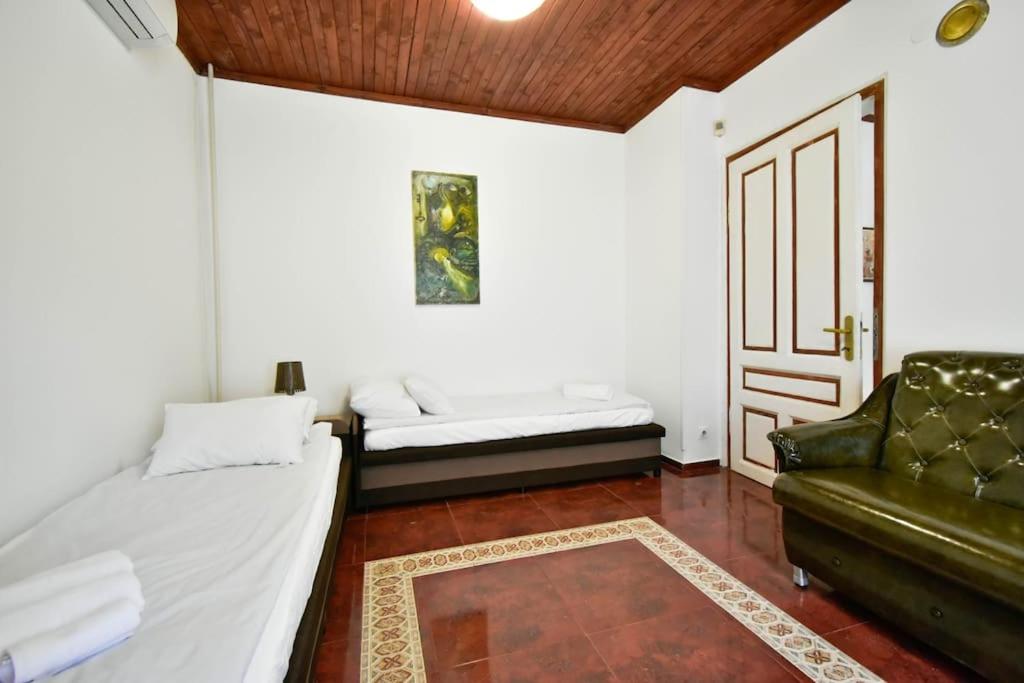 фото Garden Suite in Sofia Center