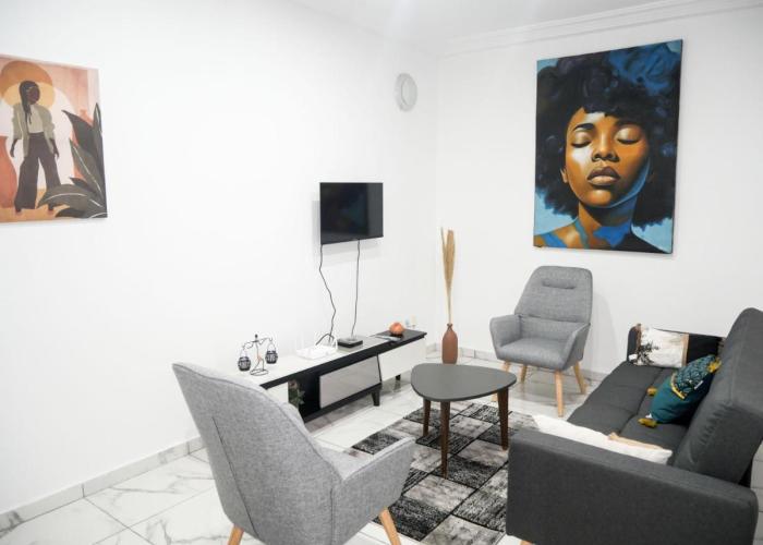 Modern and Cosy Apt in Abidjan