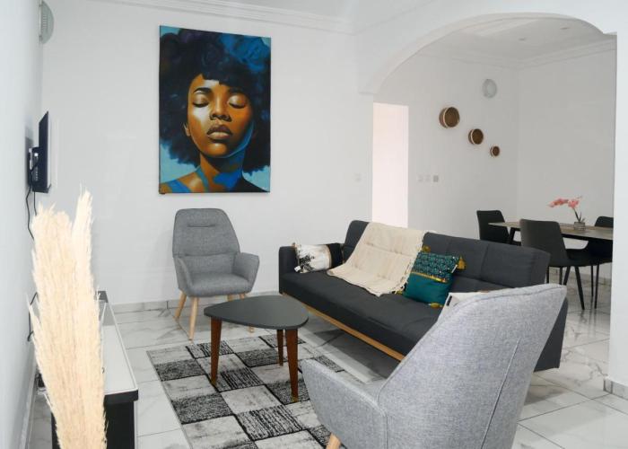 Modern and Cosy Apt in Abidjan