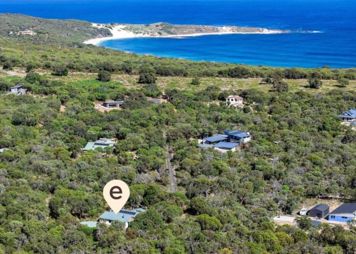 Inji Homestead - 5 acre holiday home in Margaret river region