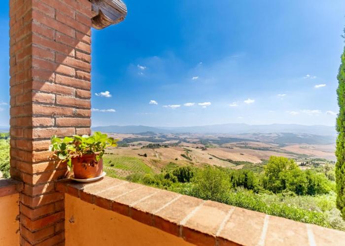 Pool, 5 Mins to Volterra Center, 4 Sleeps